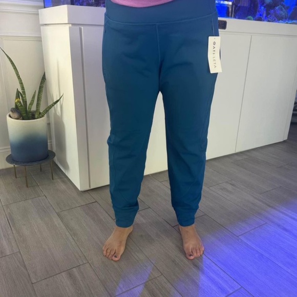 Athleta Rainier Jogger - Picture 2 of 2